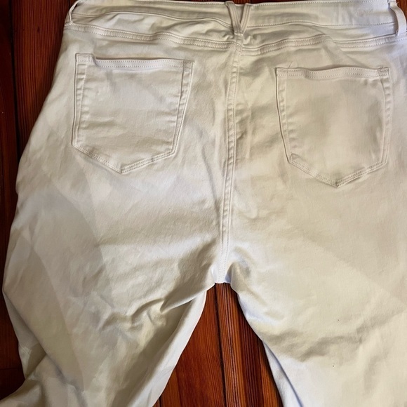 Vineyard Vines White Pants crop fringe hem line great quality  Sz 33 - Picture 3 of 6